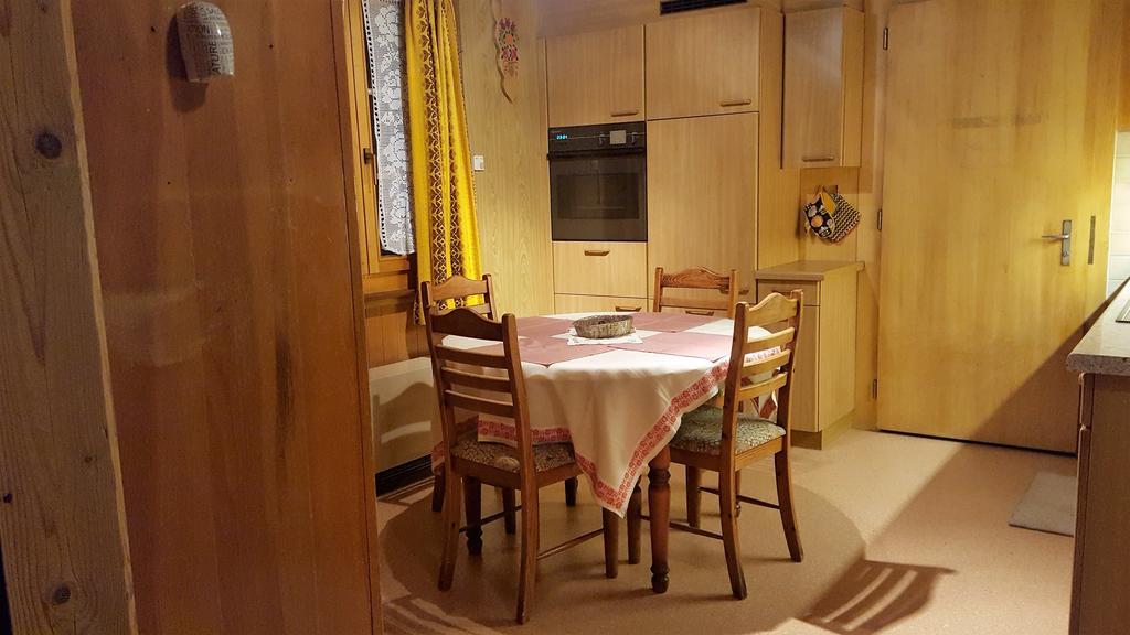 Chalet Spillstatt Grindelwald Pokoj fotografie